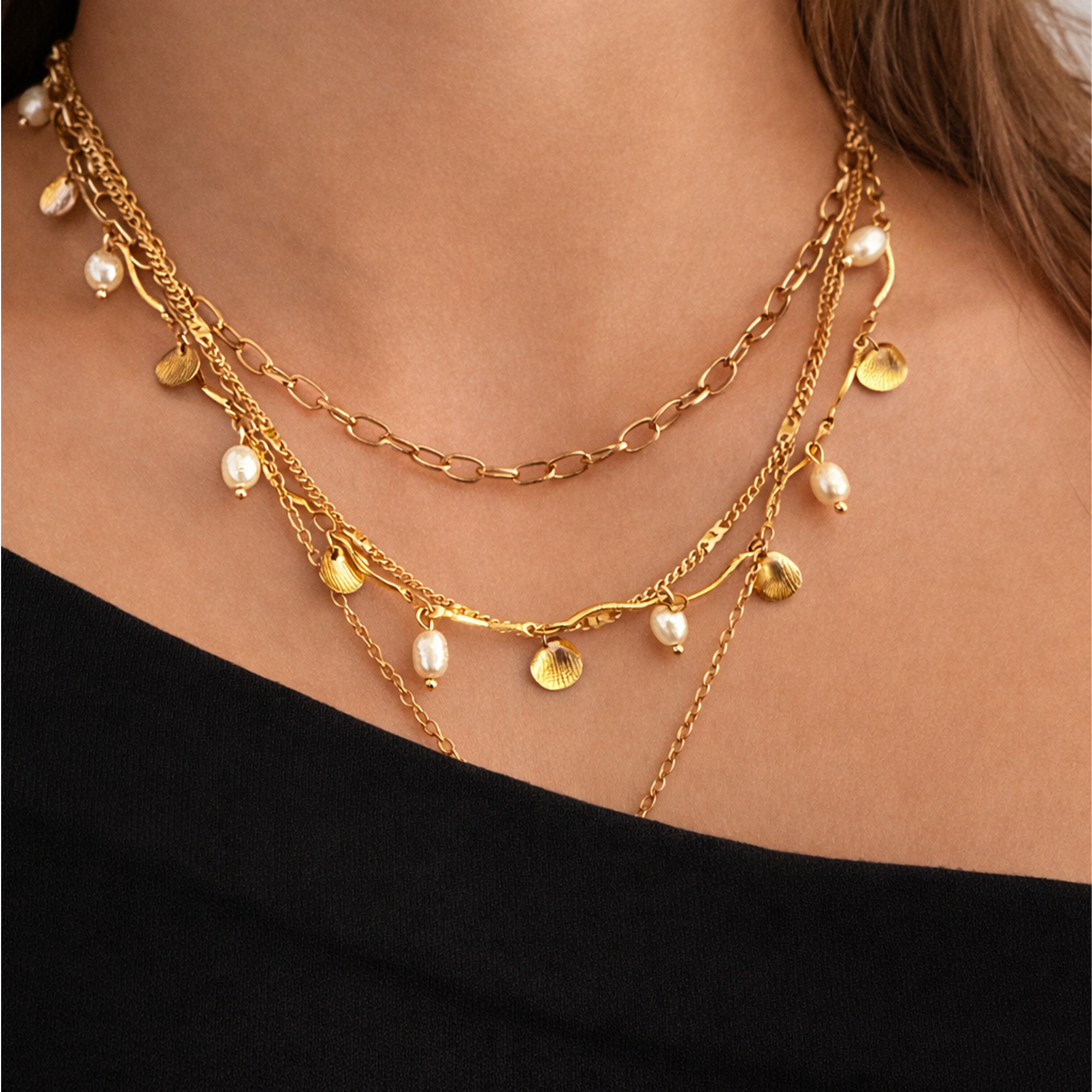 18k Gold Shell & Pearl Charm Necklace