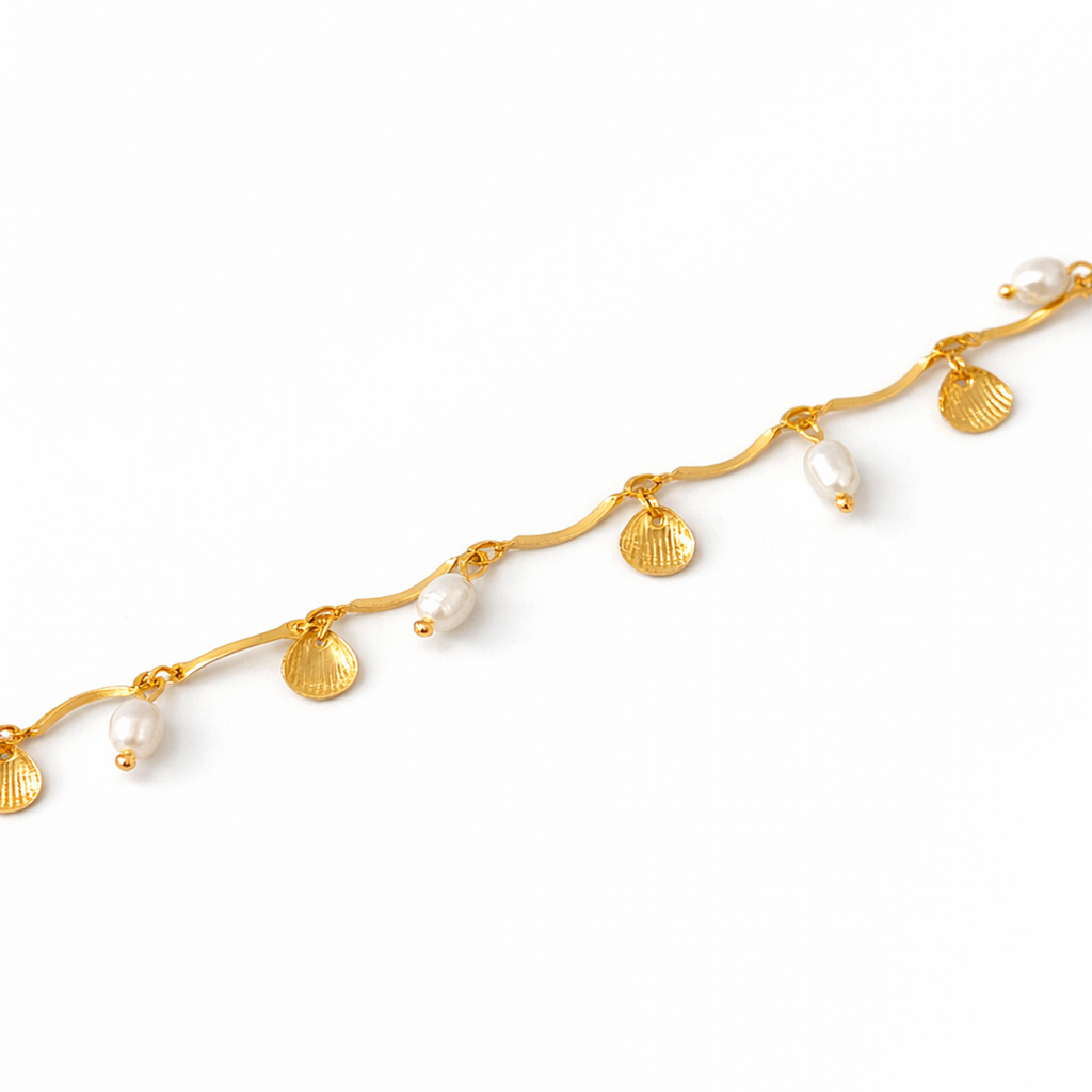 18k Gold Shell & Pearl Charm Necklace